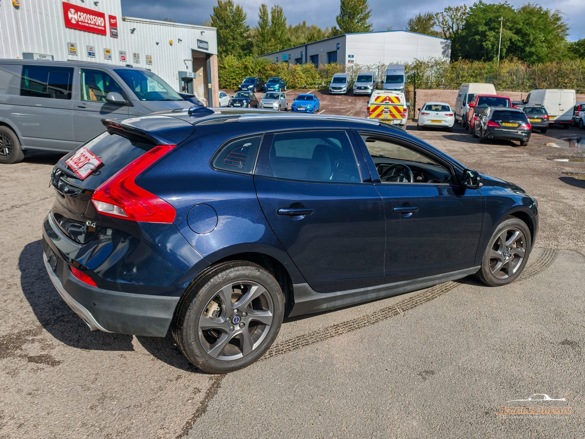 Volvo V40 Cross Country D4 – 2.0 Diesel Hatchback